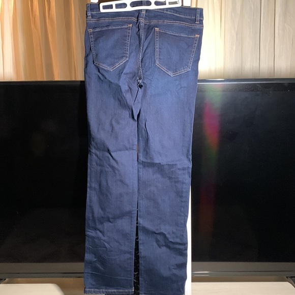 Dark Blue jeans, Brand Joe fresh, 30 inch waist/size 10 women’s - Picture 4 of 4
